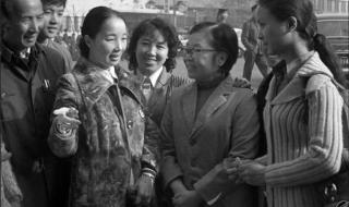 1982年春节联欢晚会 1982年春节联欢晚会